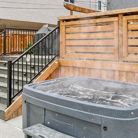 Villa The Park House Retreat With Hot Tub YYC Exterior foto
